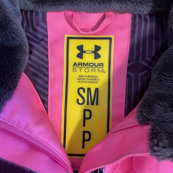 Armour Storm Ski/Snowboard Jacket - Picture 8 of 14